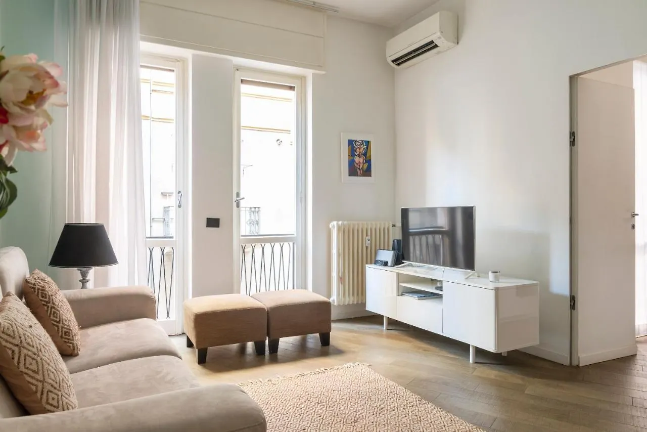 Apartment Milano Groovy Apartment, Bilocale Centro Milano